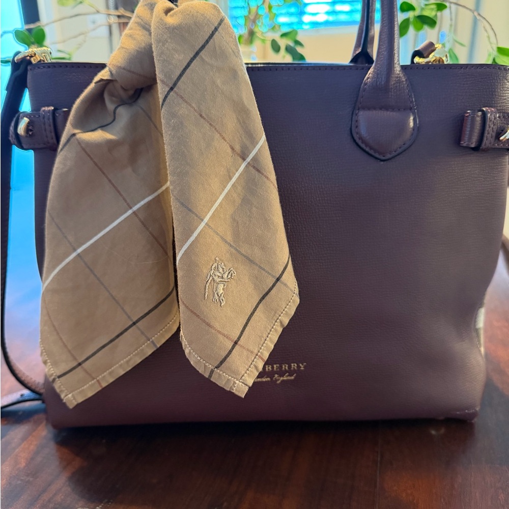 Burberry. Vintage hankerchief